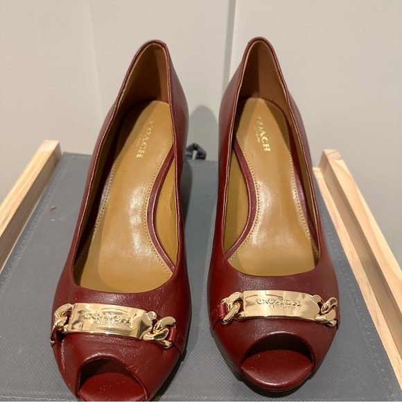Coach red wedges size 7 - Picture 2 of 4